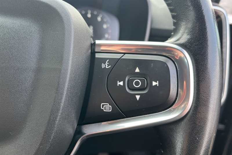 Used Volvo XC40 2021 for sale - 77309543: Photo 22