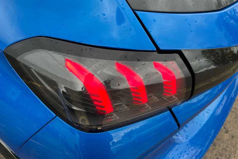 Used Peugeot E-208 2022 for sale - 76329394: Photo 31