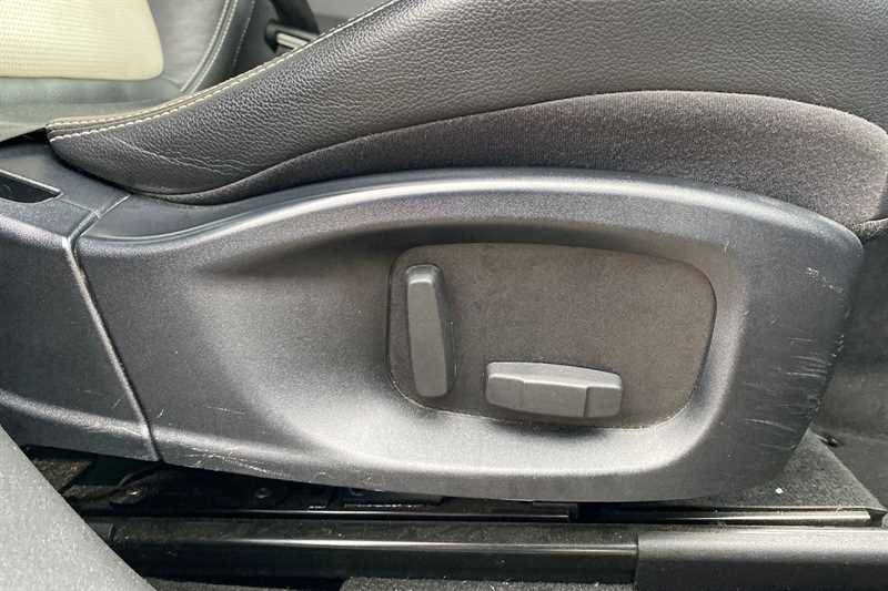 Used Jaguar F-Pace 2017 for sale - 76286551: Photo 26