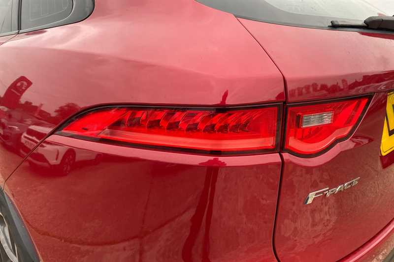 Used Jaguar F-Pace 2017 for sale - 76286551: Photo 31
