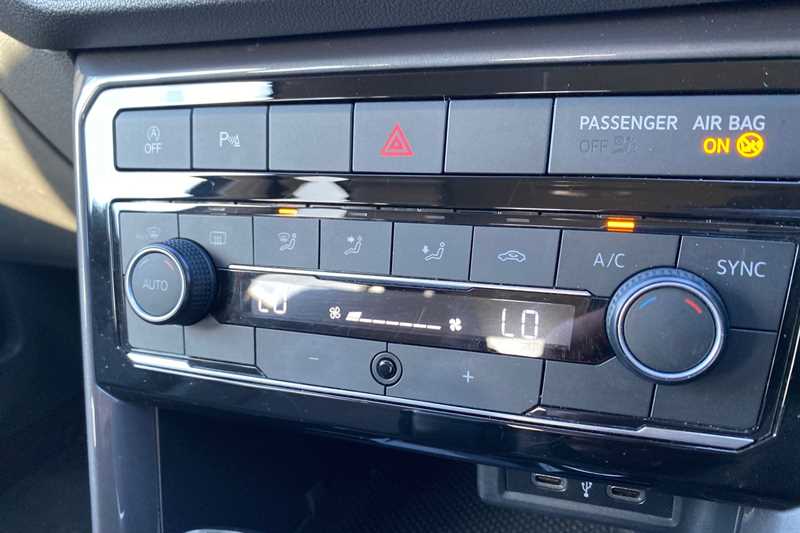 Used Volkswagen T-Cross 2020 for sale - 77566894: Photo 15