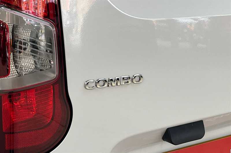 Used Vauxhall Combo 2024 for sale - 76858613: Photo 30