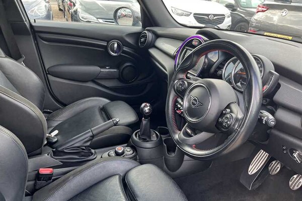 Used MINI Hatch 2019 for sale - 75748799: Photo 13