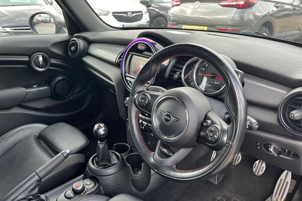 Used MINI Hatch 2019 for sale - 75748799: Photo 14