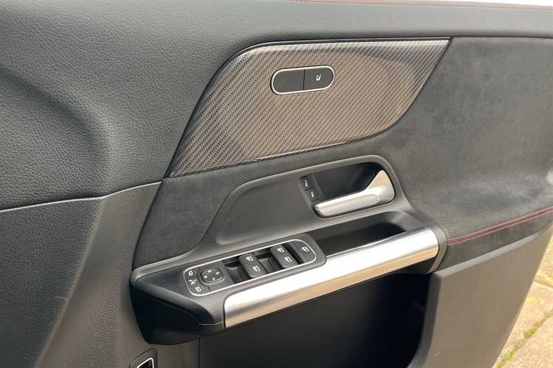 Used Mercedes-Benz GLA 2021 for sale - 76917475: Photo 16