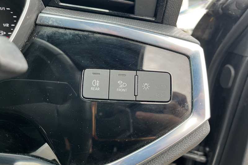 Used Audi Q3 2020 for sale - 76733717: Photo 38