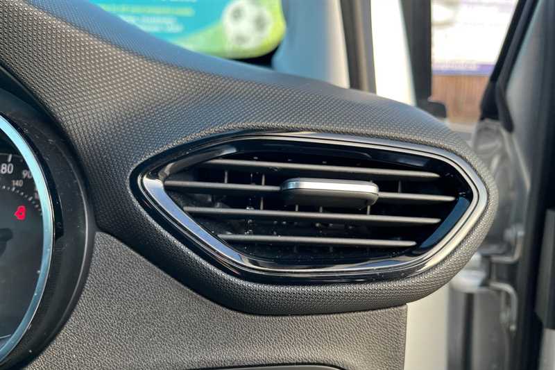 Used Vauxhall Crossland 2023 for sale - 76945050: Photo 36