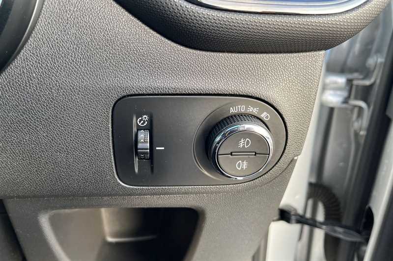 Used Vauxhall Crossland 2023 for sale - 76945050: Photo 37