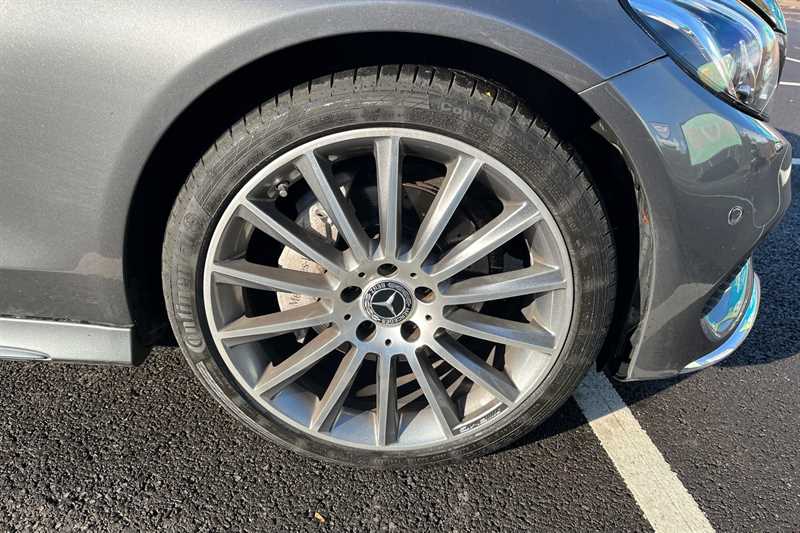 Used Mercedes-Benz C Class 2018 for sale - 76956639: Photo 9