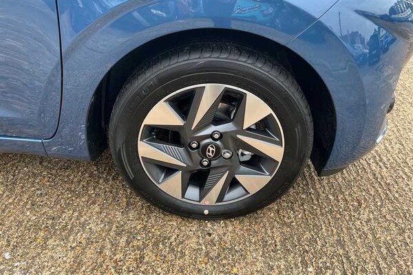 Used Hyundai i10 2025 for sale - 76176476: Photo 9