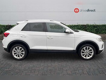Used Volkswagen T-Roc 2022 for sale - 77348604: Photo
