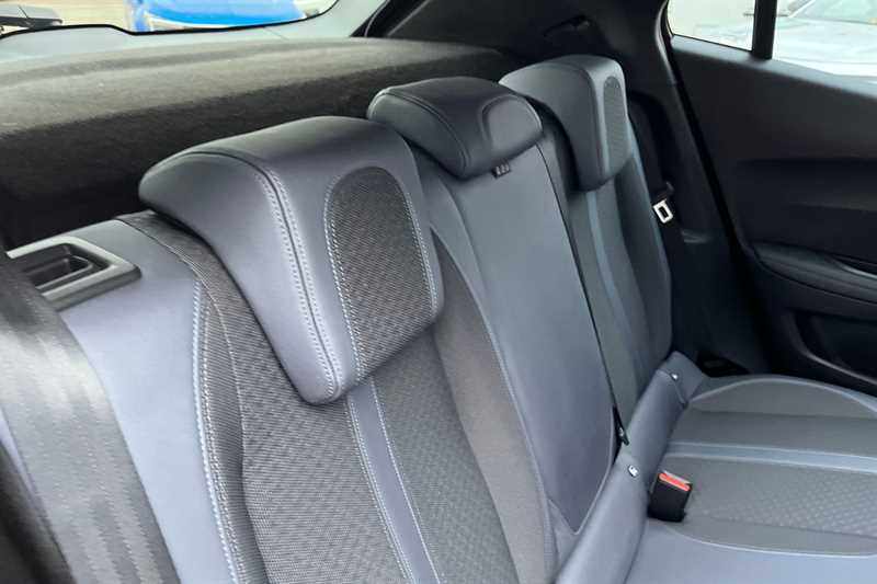 Used Peugeot 2008 2020 for sale - 76930963: Photo 24