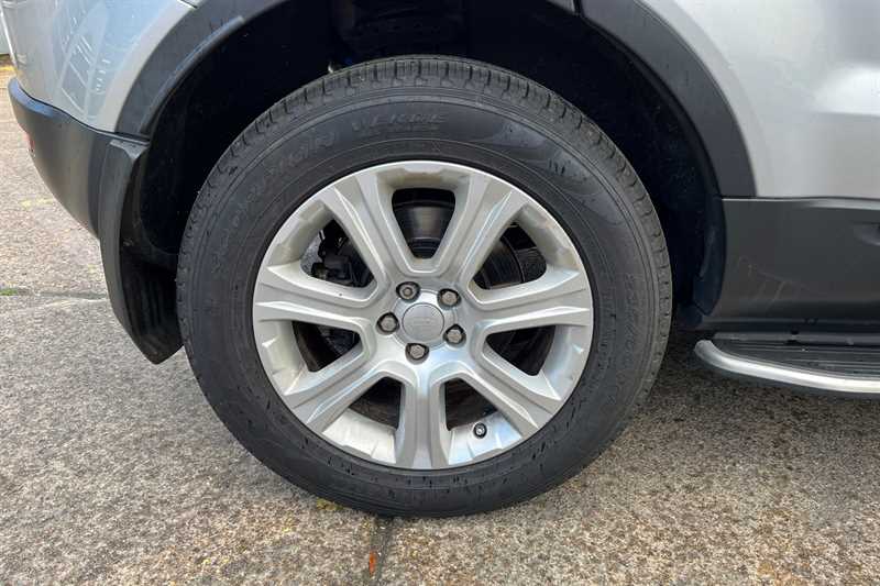 Used Land Rover Range Rover Evoque 2017 for sale - 76444103: Photo 11