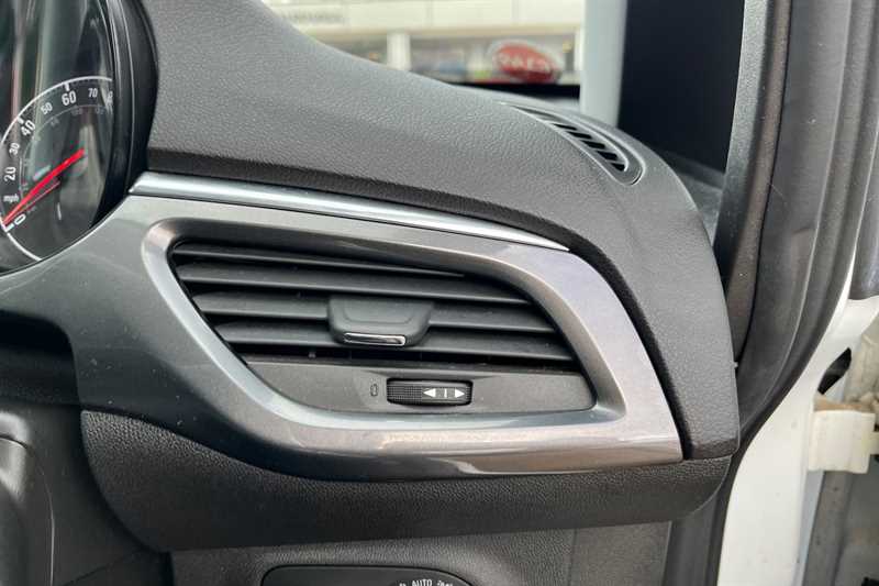 Used Vauxhall Corsa 2018 for sale - 76503907: Photo 37