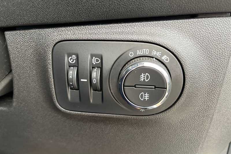 Used Vauxhall Corsa 2018 for sale - 76503907: Photo 38