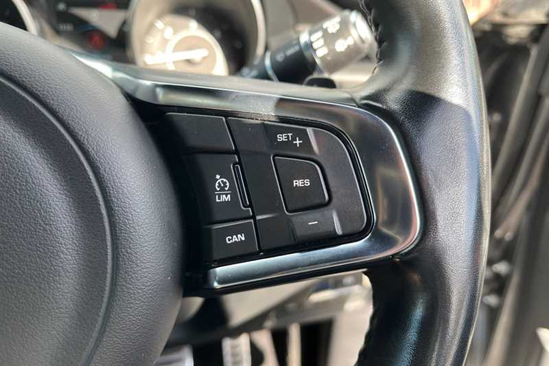 Used Jaguar E-Pace 2018 for sale - 76524735: Photo 22