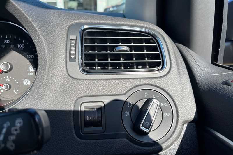 Used Volkswagen Polo 2017 for sale - 76448002: Photo 36