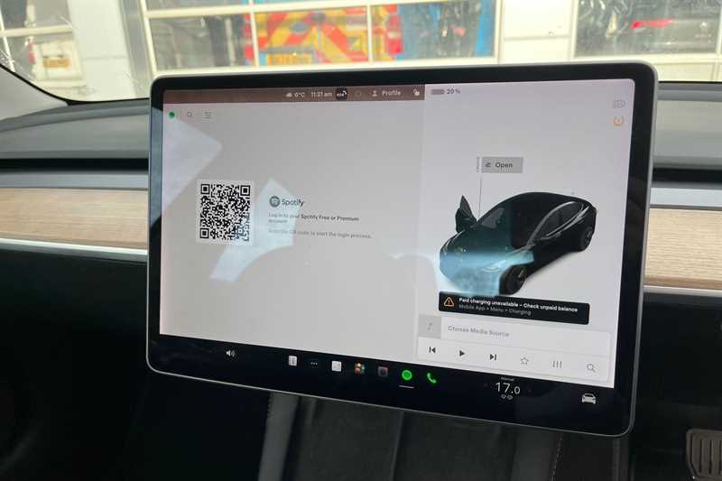 Used Tesla Model 3 2021 for sale - 76593820: Photo 20