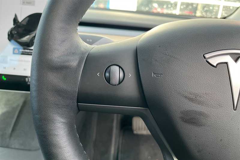 Used Tesla Model 3 2021 for sale - 76593820: Photo 21