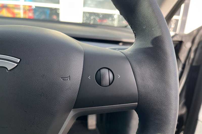 Used Tesla Model 3 2021 for sale - 76593820: Photo 22