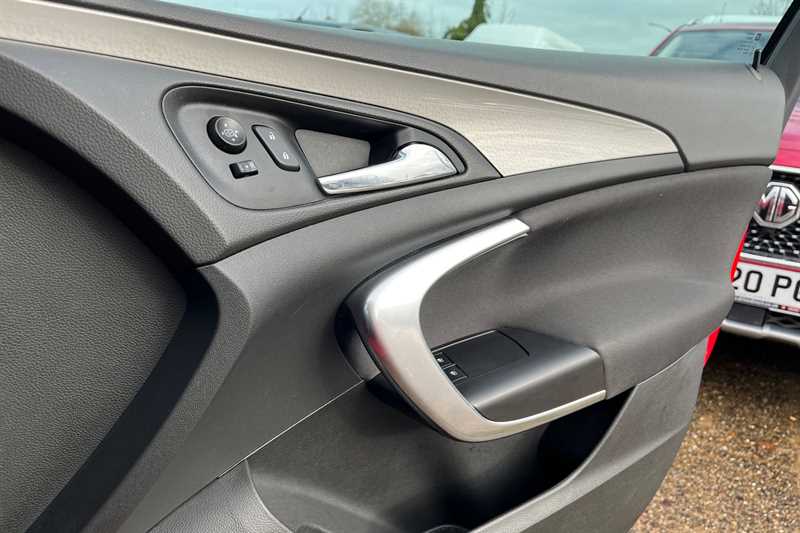 Used Vauxhall Insignia 2016 for sale - 76829341: Photo 16