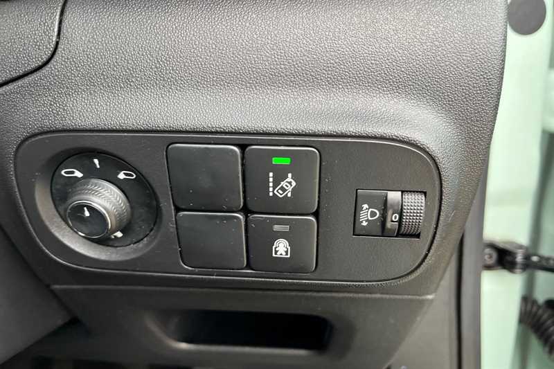 Used Citroen C3 2019 for sale - 76945080: Photo 38