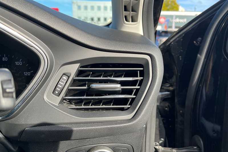 Used Ford Focus 2019 for sale - 76075611: Photo 36