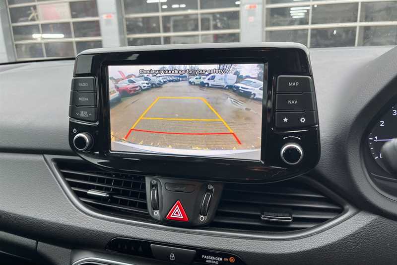 Used Hyundai i30 2018 for sale - 76530708: Photo 19