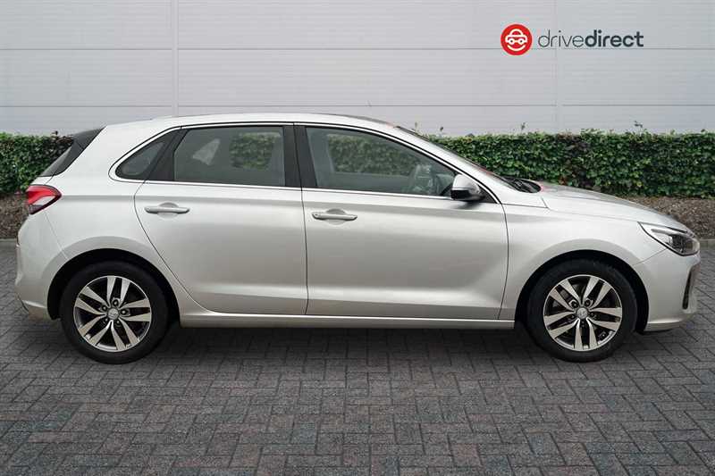 Used Hyundai i30 2018 for sale - 76530708: Photo 2