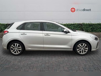 Used Hyundai i30 2018 for sale - 76530708: Photo