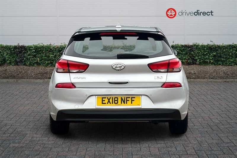 Used Hyundai i30 2018 for sale - 76530708: Photo 4
