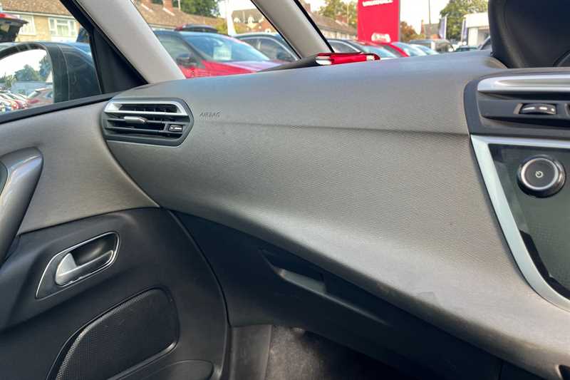 Used Citroen C4 Grand Picasso 2019 for sale - 76463515: Photo 40