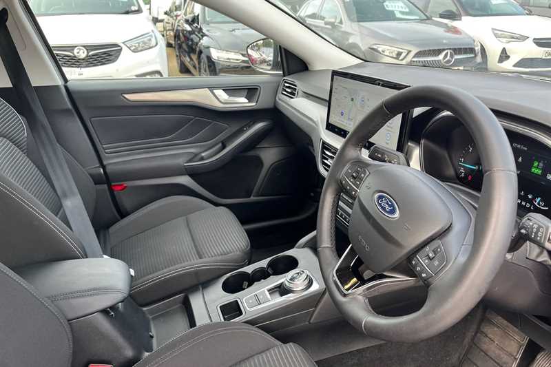 Used Ford Focus 2023 for sale - 76140623: Photo 14