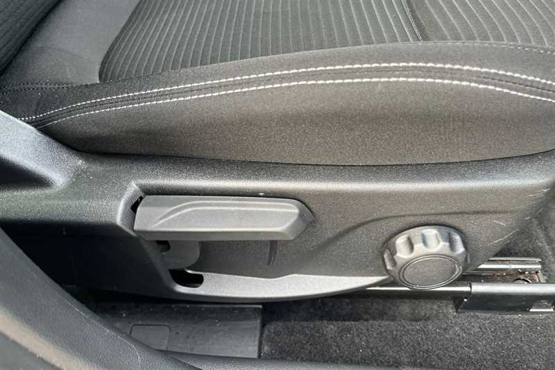 Used Ford Focus 2023 for sale - 76140623: Photo 26