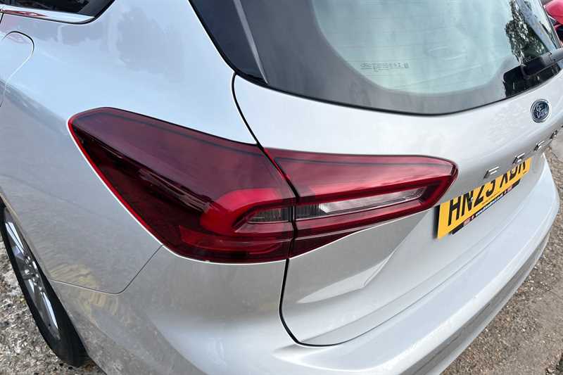 Used Ford Focus 2023 for sale - 76140623: Photo 31