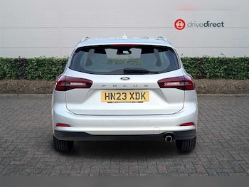 Used Ford Focus 2023 for sale - 76140623: Photo 4