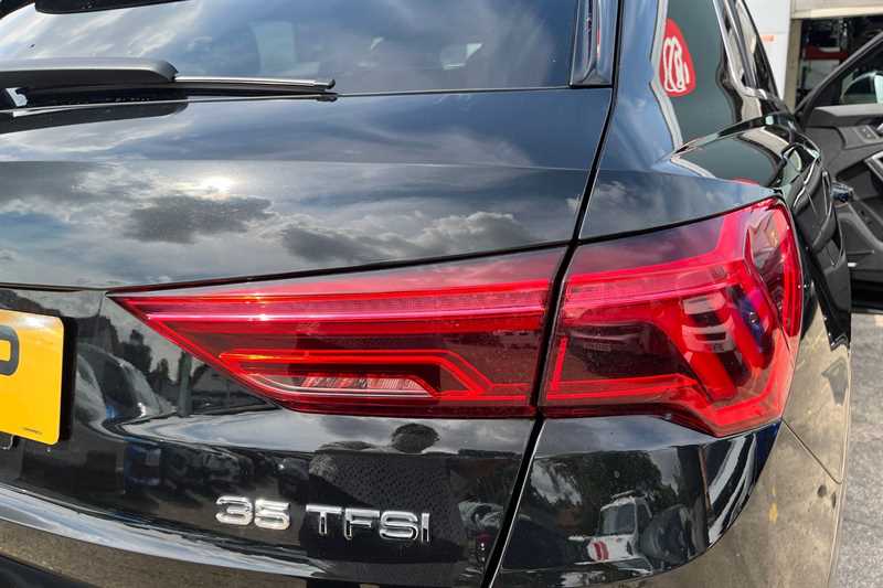 Used Audi Q3 2019 for sale - 76463210: Photo 32