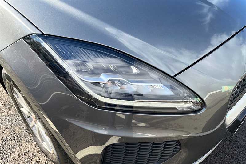 Used Jaguar E-Pace 2018 for sale - 76443559: Photo 28