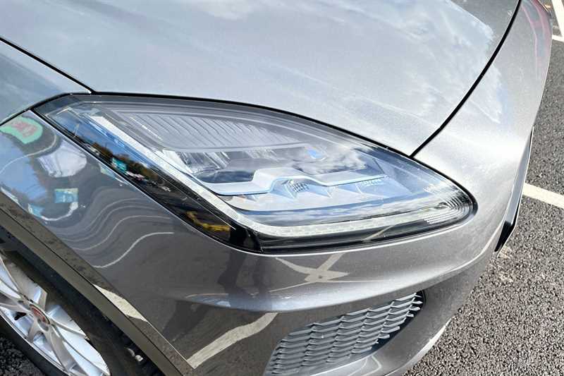 Used Jaguar E-Pace 2018 for sale - 76443559: Photo 29