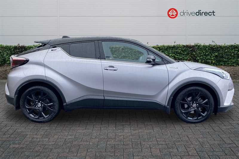 Used Toyota C-HR 2018 for sale - 77474015: Photo 2