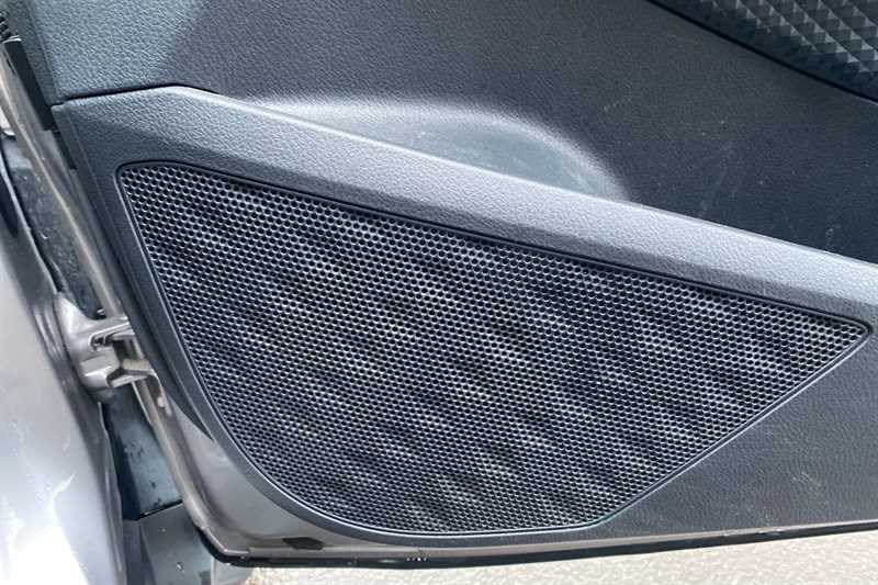 Used Toyota C-HR 2018 for sale - 77474015: Photo 27