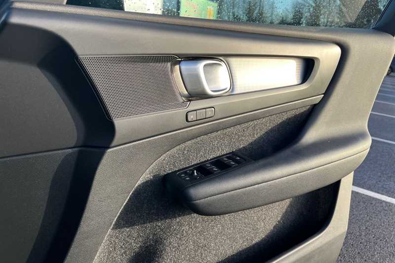 Used Volvo XC40 2018 for sale - 76945059: Photo 16