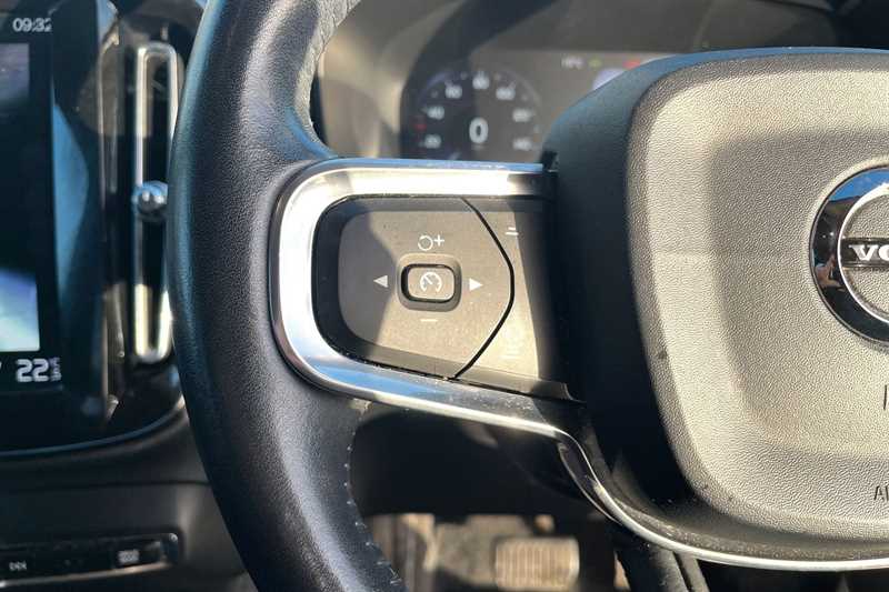 Used Volvo XC40 2018 for sale - 76945059: Photo 21