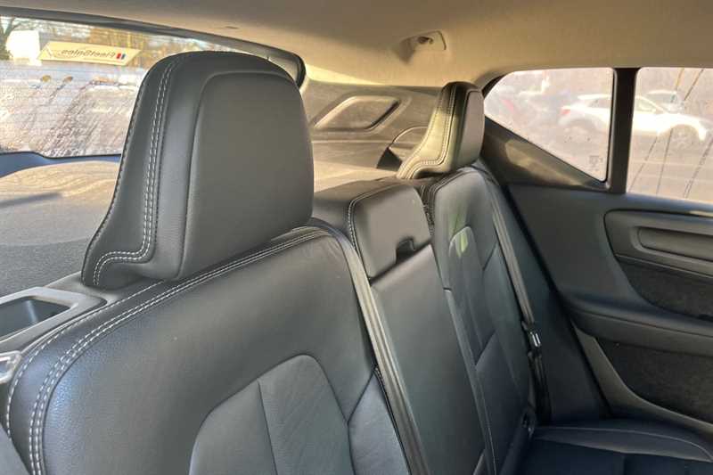 Used Volvo XC40 2018 for sale - 76945059: Photo 24