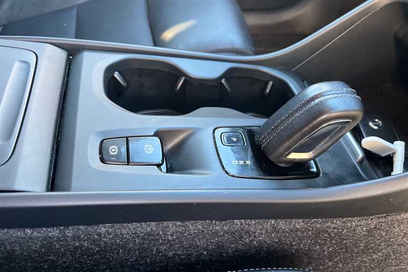 Used Volvo XC40 2018 for sale - 76945059: Photo 38