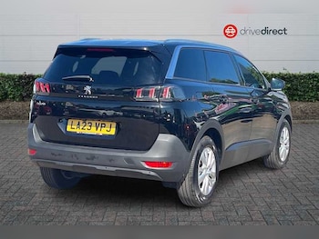 Used Peugeot 5008 2023 for sale - 79523336: Photo