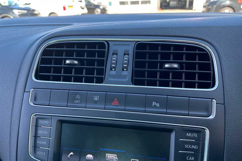 Used Volkswagen Polo 2017 for sale - 76858176: Photo 38