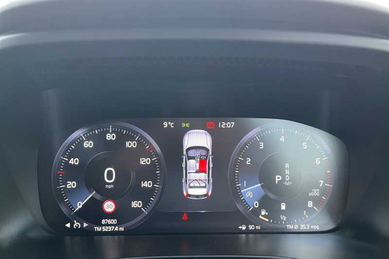 Used Volvo XC40 2021 for sale - 77444840: Photo 20