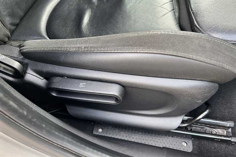 Used MINI Hatch 2019 for sale - 76761818: Photo 26