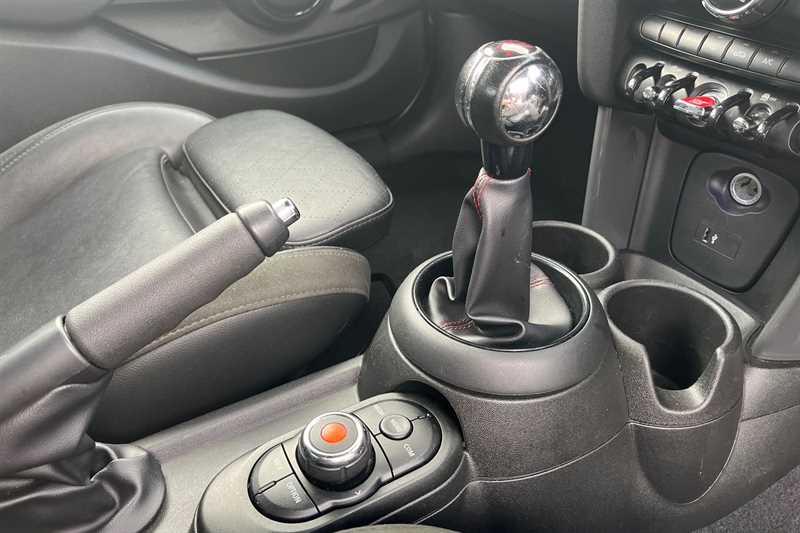 Used MINI Hatch 2019 for sale - 76761818: Photo 39